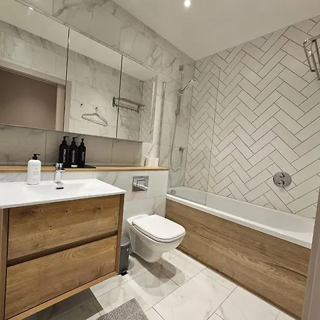 Modern 2br In Chinatown For Up To 8 Guests! Apartamento Mánchester
