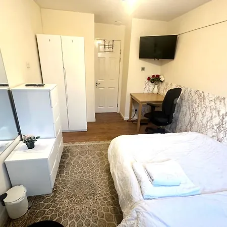 Mos' Place Guest house