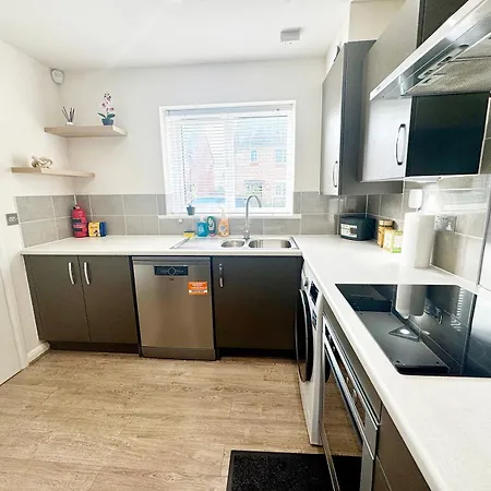 Kozyguru Coop Live 3br Hse With Parking Ferienhaus