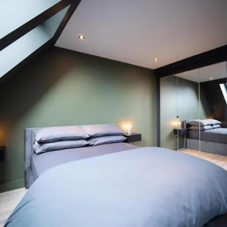 Greenhaus By The Heim Residences