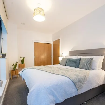 Апартаменты Northern Quarter Luxury 2 Bed With Balcony Манчестер