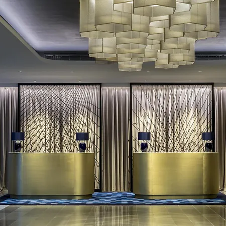 Hotell The Lowry 5*