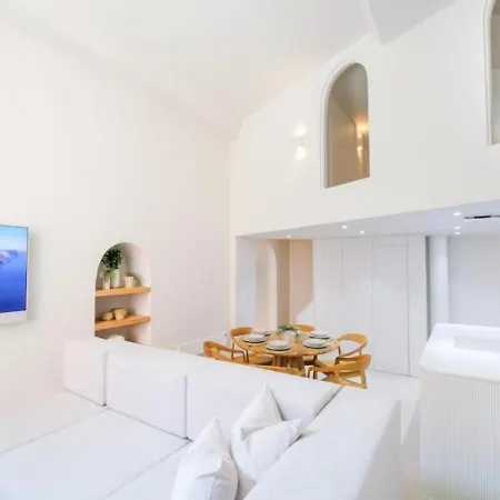 Santorini By The Heim * Manchester