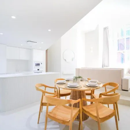 Santorini By The Heim Residences マンチェスター