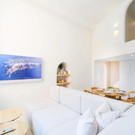 Апартаменты Santorini By The Heim Residences *