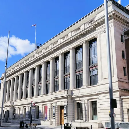 Apartment Cozy 3 Bd House, Perfect For Large Group Of 6 *