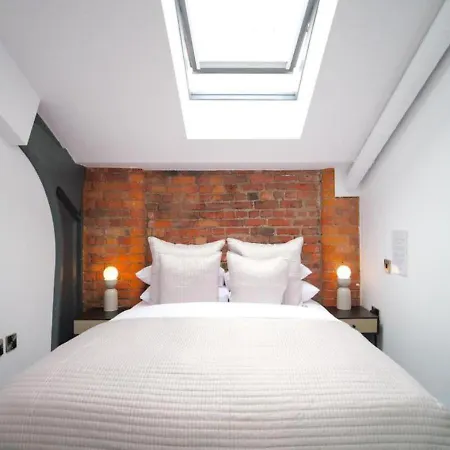Azure By The Heim Residences * Manchester