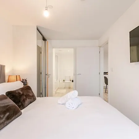 Cjay Luxury * Mánchester