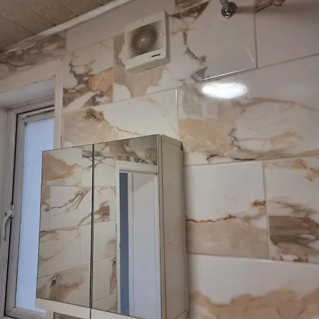 Northern Water Park Escape Sleeps 10 * Manchester