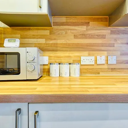 アパート Cosy In The Heart Of Downtown With Parking *