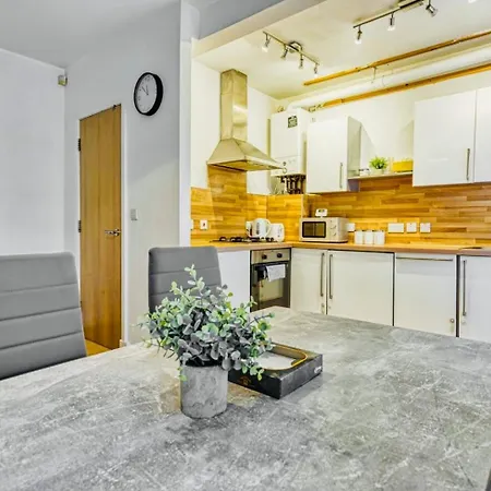 アパート Cosy In The Heart Of Downtown With Parking *