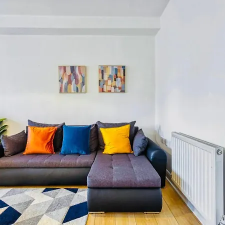 Cosy In The Heart Of Downtown With Parking * マンチェスター