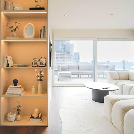 Apartment Altitude By The Heim Residences
