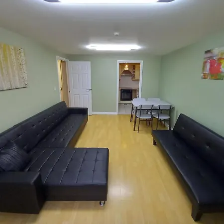 The Free Parking And Plenty Coffee Supplied Apartment! Apartment