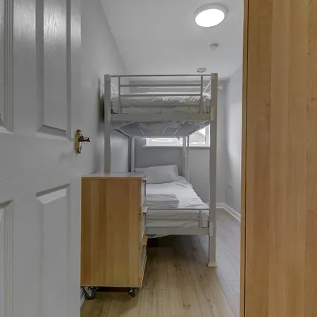 Perfect For Construction Workers And Building Contractors Apartamento Mánchester