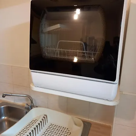 The Free Parking And Plenty Coffee Supplied Apartment!