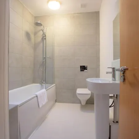 3-bedroom Flat In The Northern Quarter * Manchester