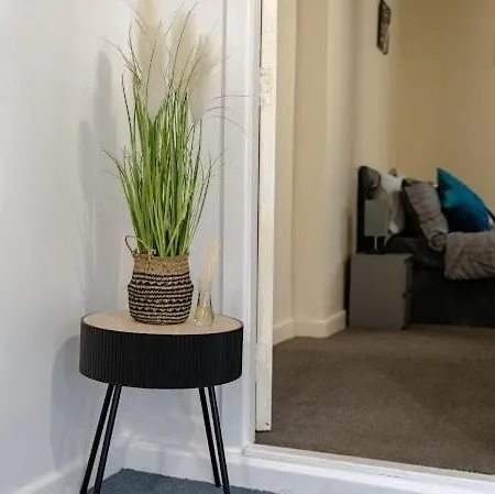 Elegant 2br With Garden & Wi-fi * Μάντσεστερ