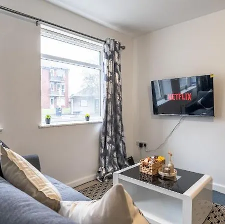 Apartament Elegant 2br With Garden & Wi-fi Manchester