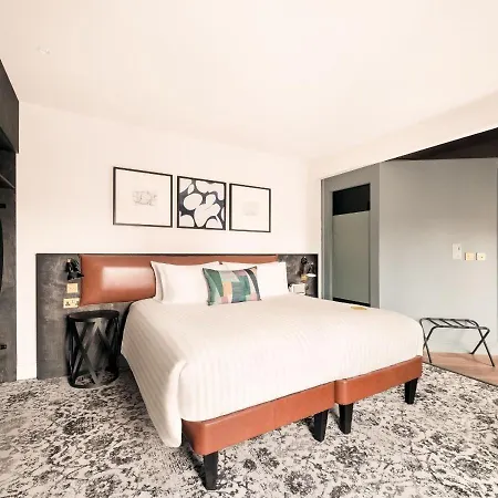 Voco - Centre By Ihg Hotel