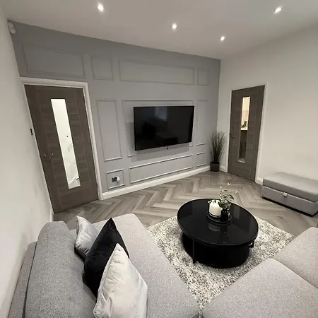 A Away From * 曼彻斯特