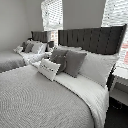 The Haven Sleeps 10 Near Centre Breakfast Hamper Included * Μάντσεστερ