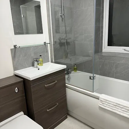 Apartment Unitarian Serviced