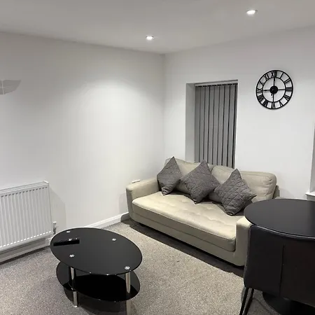 Apartment Unitarian Serviced
