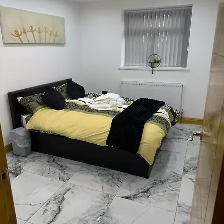 Sindhu Luxury アパート *