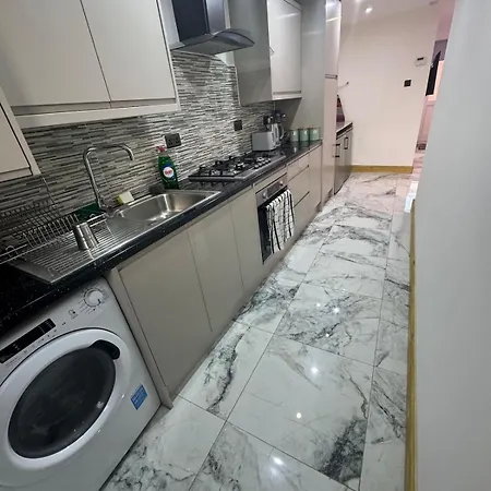 Sindhu Luxury Apartamento *