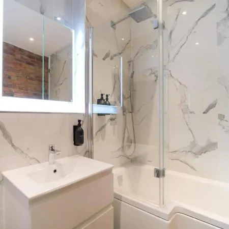 Apartment Arcadia By The Heim Residences