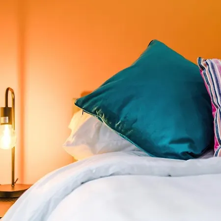 Luxury 3br En-suite, Near Prázdninový dům Manchester