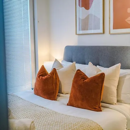 Apartamento New Trafford Loft - Free Parking *