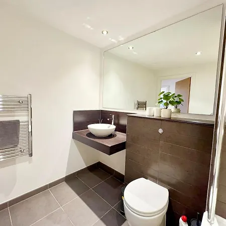 Citycenter Cypress Place 4 Beds 6 Ppl Free Parking Apartment *