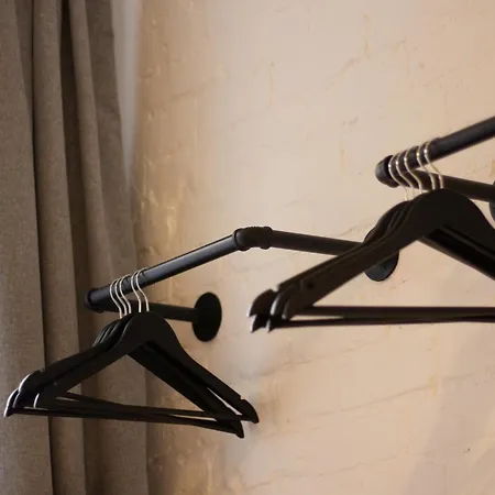 Stylish Cosy 4-bed Home, Sleeps Up To 10 With Large Sofa Bed, Near Royal Infirmary & Universities, Free Parking & Ultra-fast Wifi Σπίτι διακοπών