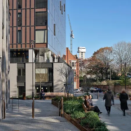 Bohemian With Terrace & Gym