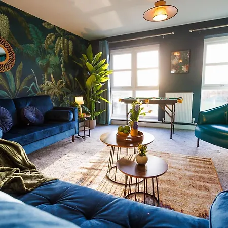 Luxury Celebrity Townhouse Etihad Stadium Coop Live Arena 2 Parking Sleep 10 Manchester