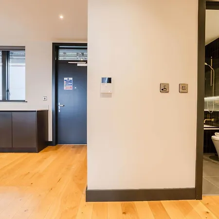 Marron 2br & Walks