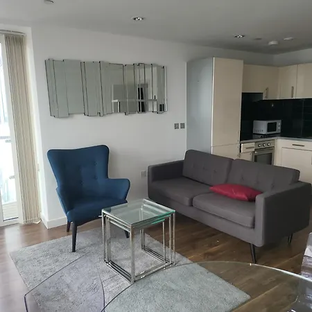 Spectacular Private Bedroom In 2 Bedroom Ubytování v soukromí