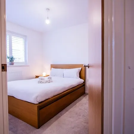 Charming 1br House In Eccles With Free Parking * Mánchester
