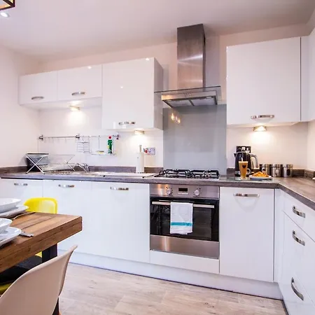Charming 1br House In Eccles With Free Parking Сasa de vacaciones Mánchester