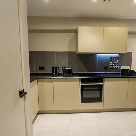 Stylish 1Br Aptment I Balcony I Sleeps 3 - City * マンチェスター