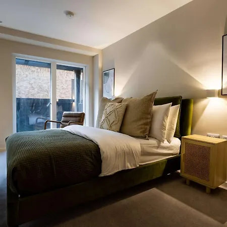 Апартаменты Stylish 1br Aptment I Balcony I Sleeps 3 - Манчестер