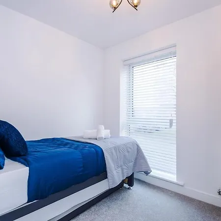 Stylish 3-bedroom House - Brand New 度假居