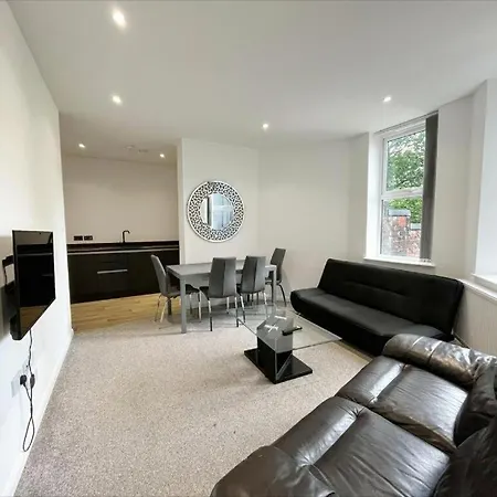 Roomz 247 * Manchester