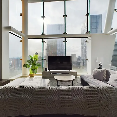 Skyline Views 3Br Duplex - Pool, Gym & Parking * Manchester