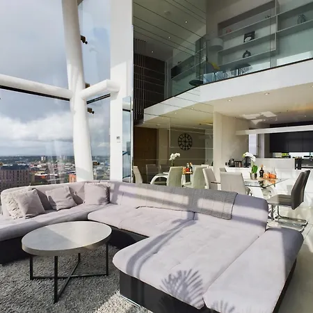Appartamento Skyline 3br Duplex - Pool, Gym & Parking