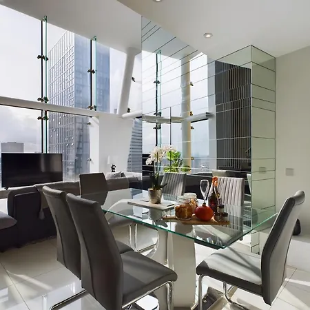Skyline Views 3Br Duplex - Pool, Gym & Parking