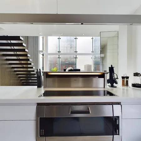 Skyline Views 3Br Duplex - Pool, Gym & Parking Appartement