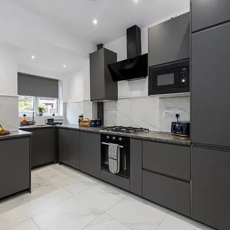 Holiday home Collegehouse-businessready-freeparking&wifi